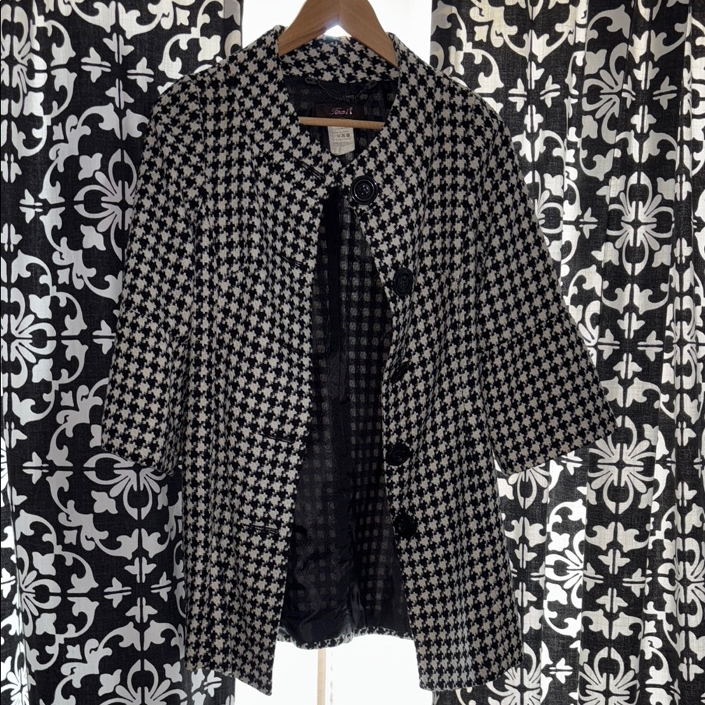 SOLD Black and White Houndstooth Coat
